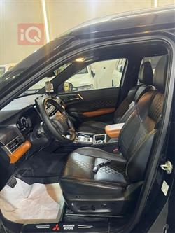 ميتسوبيشي اوتلاندر